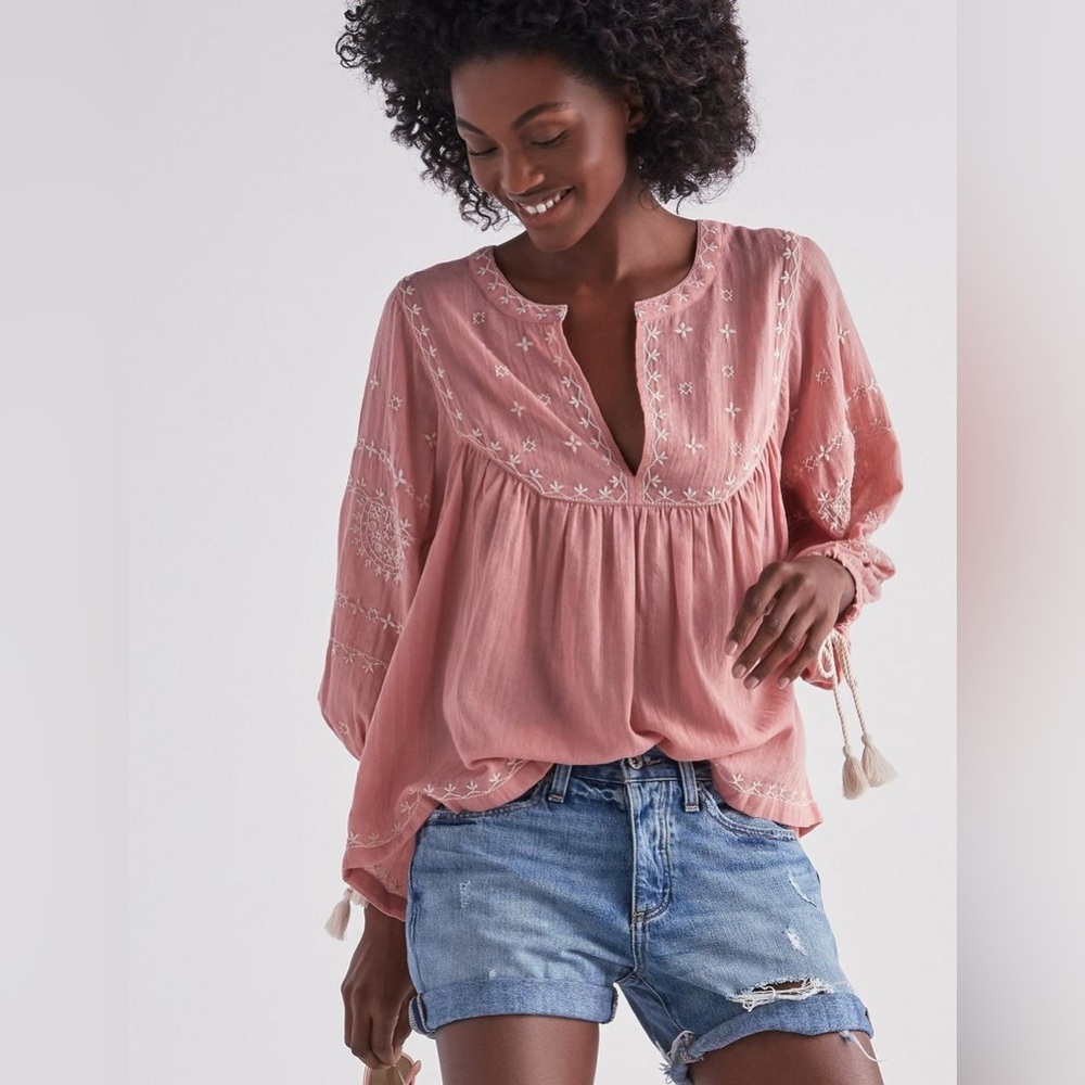 Lucky Brand Pink Soft Folk Embroidered Peasant Top